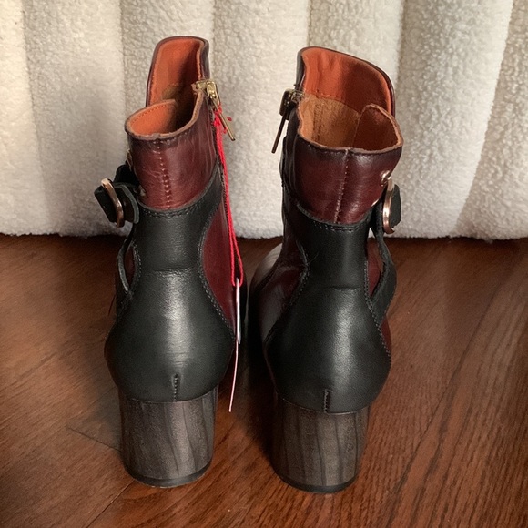 PIKOLINOS Brown and Black Ankle Boots - Picture 6 of 11